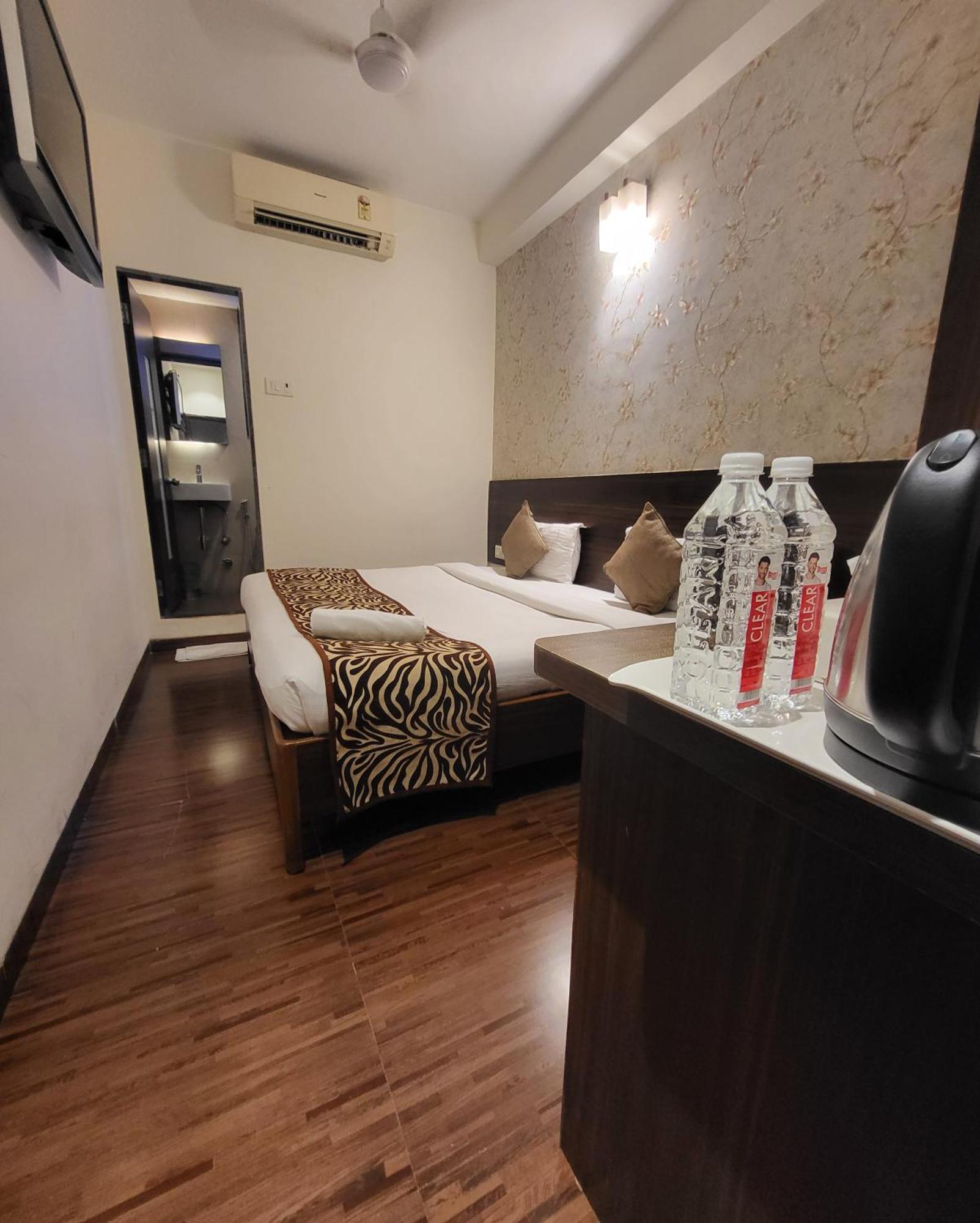 Hotel Maharana Inn Chembur Mumbai Ngoại thất bức ảnh