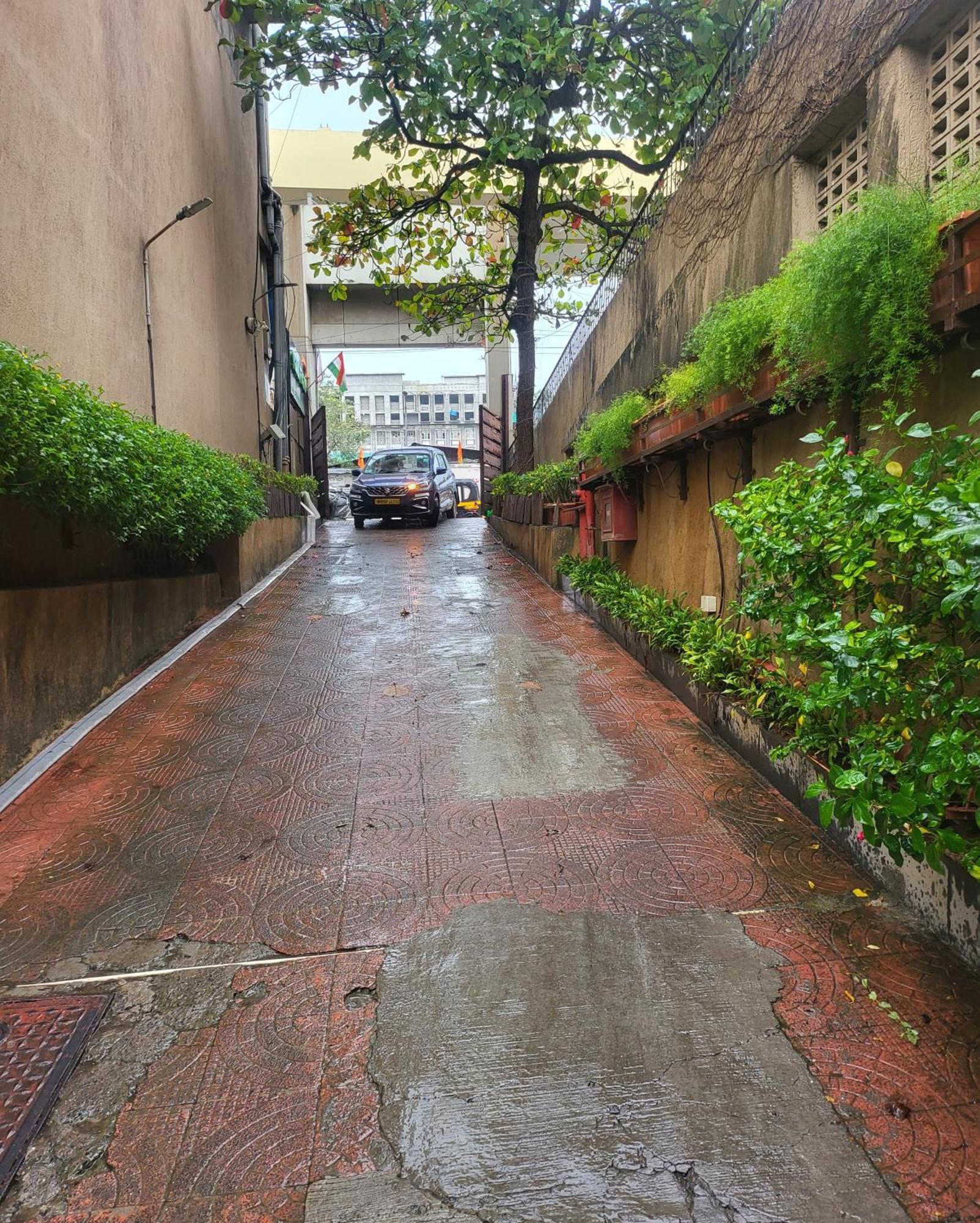 Hotel Maharana Inn Chembur Mumbai Ngoại thất bức ảnh
