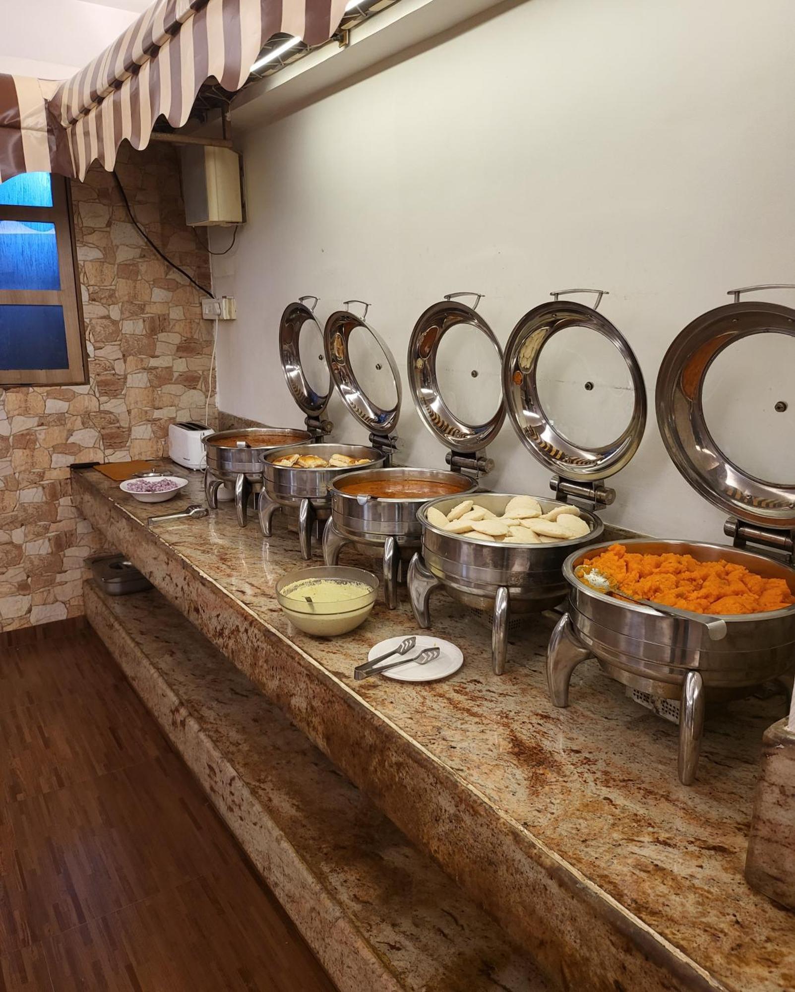 Hotel Maharana Inn Chembur Mumbai Ngoại thất bức ảnh